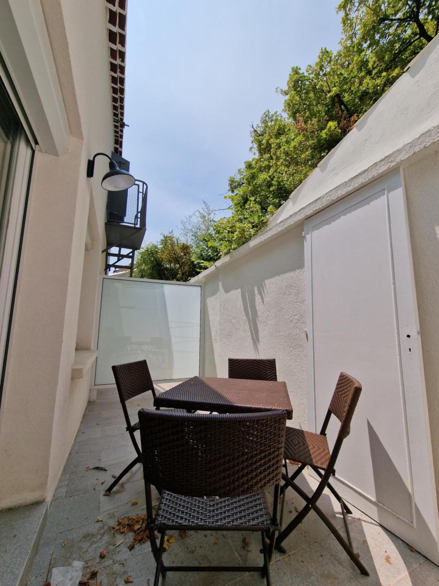 Maison Ping ,En Face Des Arenes เบซิเยร์ ภายนอก รูปภาพ